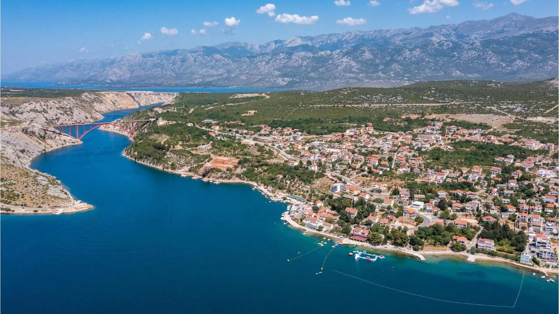 Villa Deep Green Maslenica 0*,  Croatia