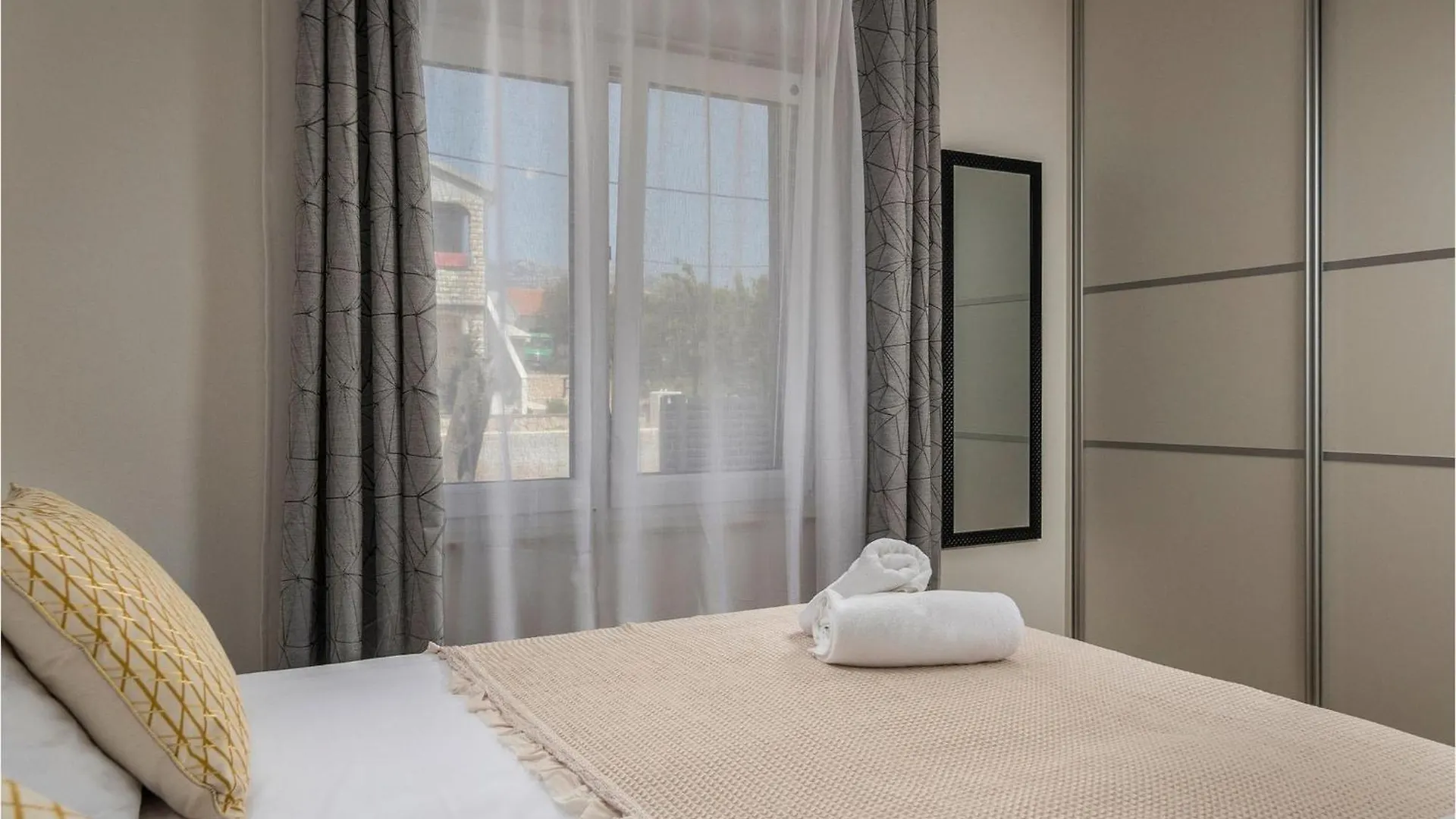 Villa Deep Green Maslenica Holiday home